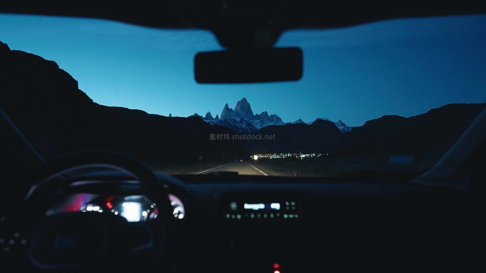 【一键大片】6款电影感LUTs,让你的视频质感起飞!针对各类机型的专业调色预设包-Life Sessions – Cinema Life Luts插图6 Cinema Life Luts - Life Sessions012